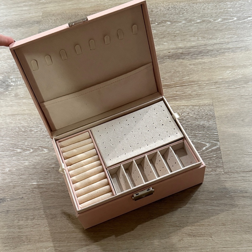 Pink Jewelry Organizer Box